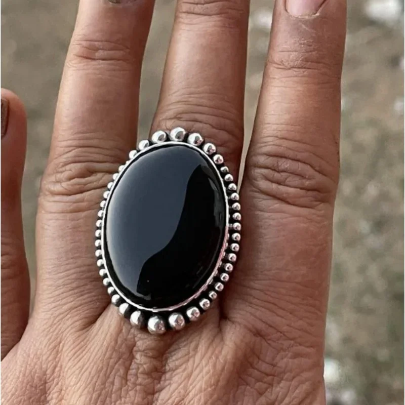 Retro Personalized New Oval Black Stone Ring for Women Men Luxury Creative Party Anniversary Birthday Jewelry Gift Accessories image 4