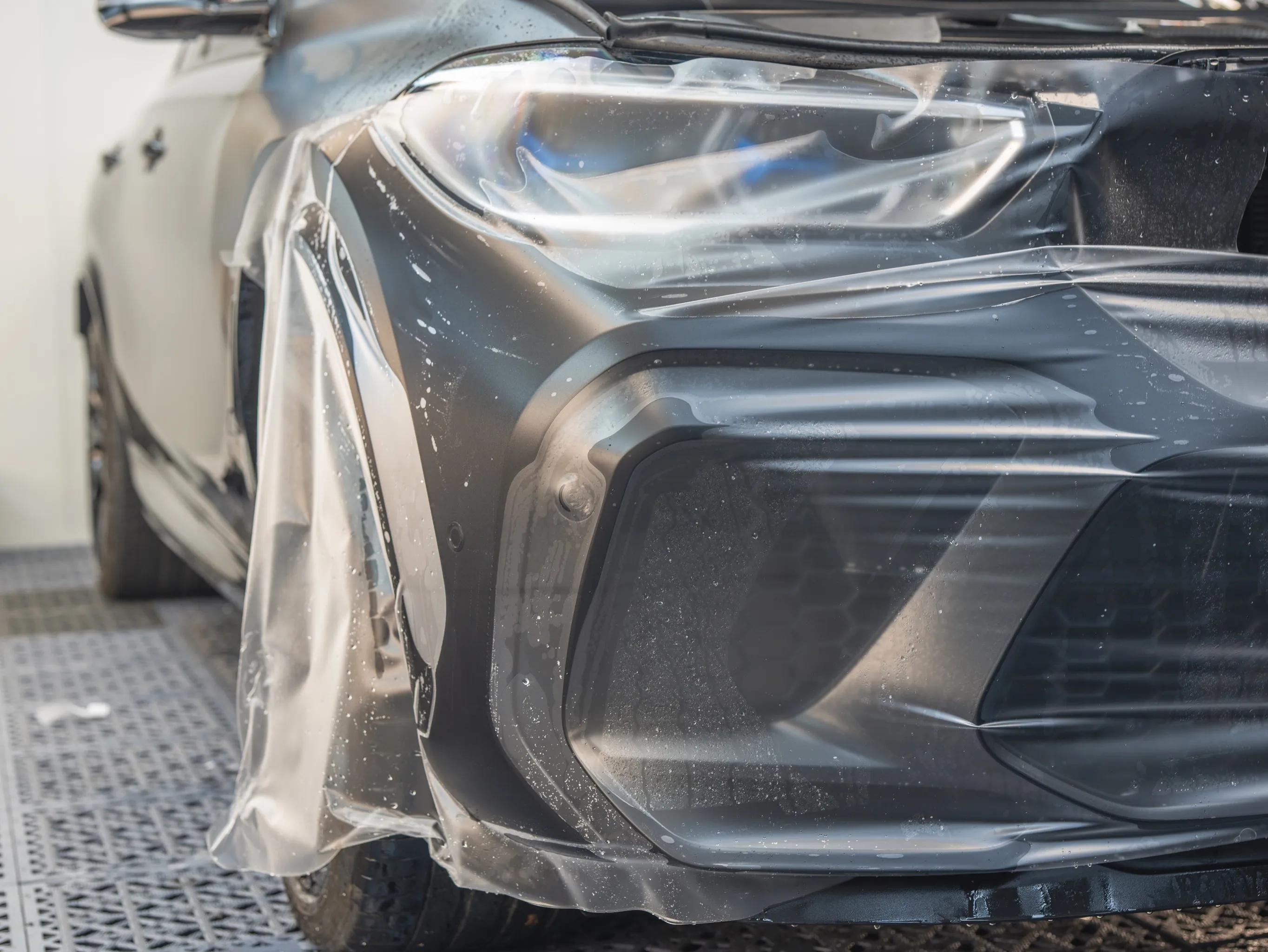 ฟิล์มใสกันรอยรถยนต์แบบด้าน TPU คุณภาพดีที่สุด พร้อมกาวในตัว สำหรับปกป้องตัวถังรถยนต์  แบบม้วนจากผู้ผลิต