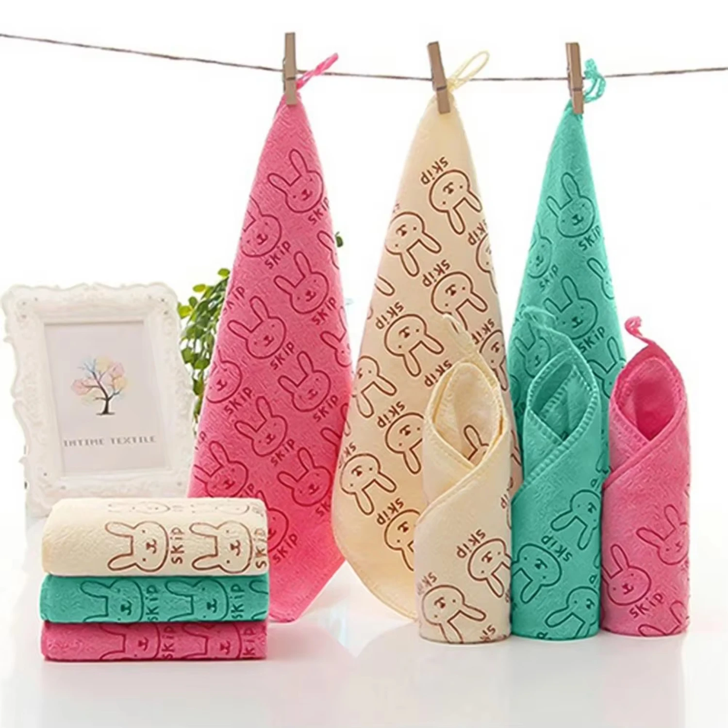 Toalla rectangular con estampado de conejo, toallita suave para baño y alimentación, toallita para limpiar la cara, pañuelo, toallas suaves y absorbentes