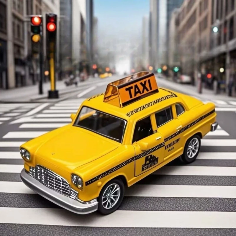 In stock /1:36 alloy taxi simulation car, brand new clearance simulation model, collectible ornament/children's toy