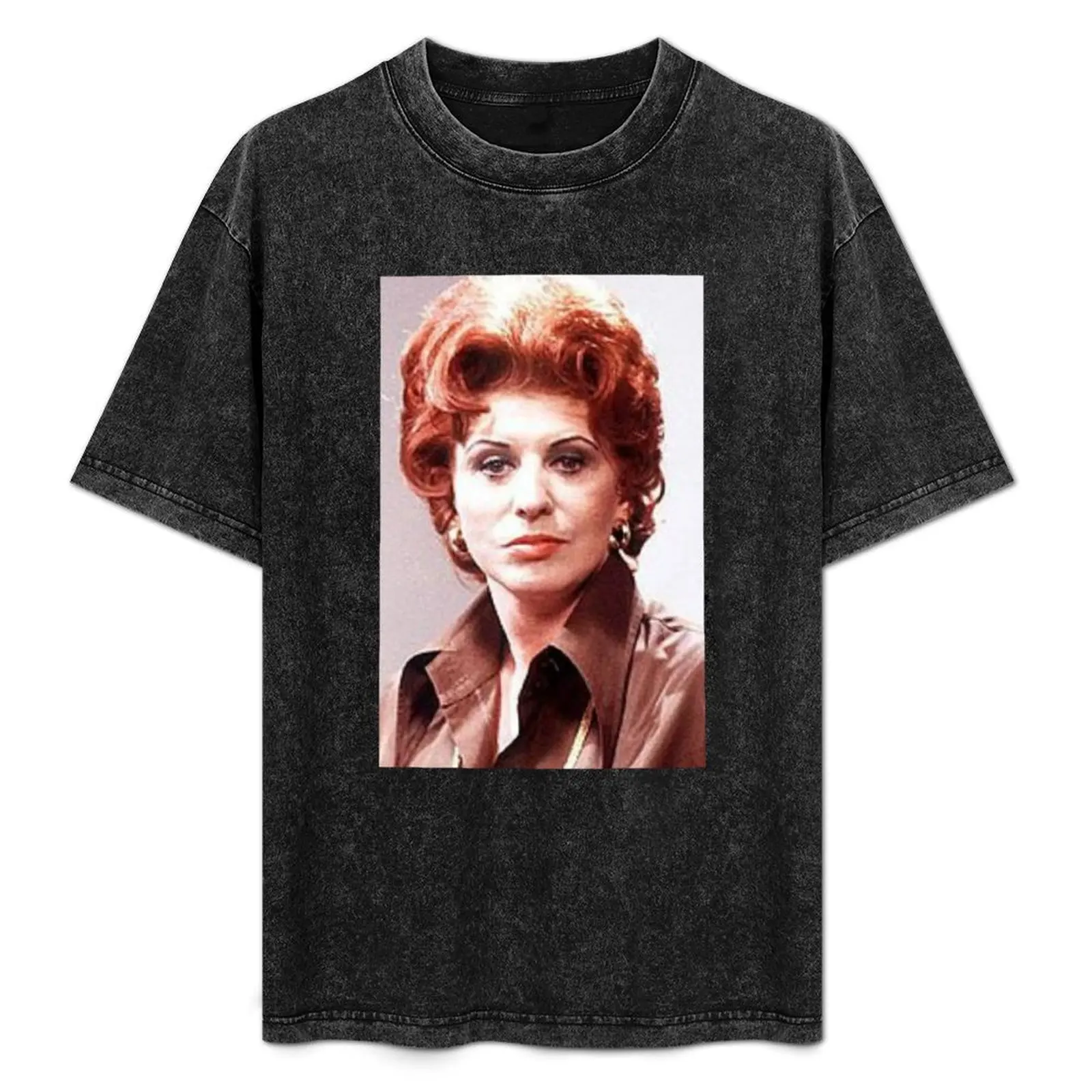 CORRIE LEGENDS: ELSIE TANNER Camiseta básica de algodón de manga corta de color liso