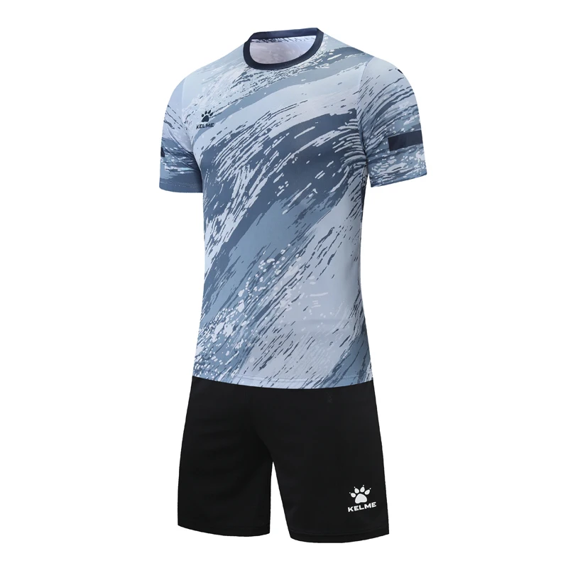 KELME Professional Football Jersey Men Training Clothing Breathable Comfortable Lightweight Summer Sports Set Customized Jersey