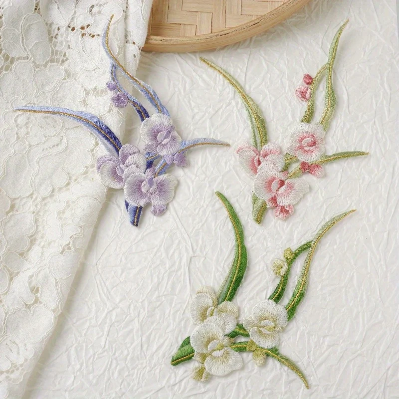 

Butterfly Orchid Embroidered Cloth Sticking with Chinese Ancient Style DIY Cloth Sticking Hanfu Bags Stains Repairing Ironing