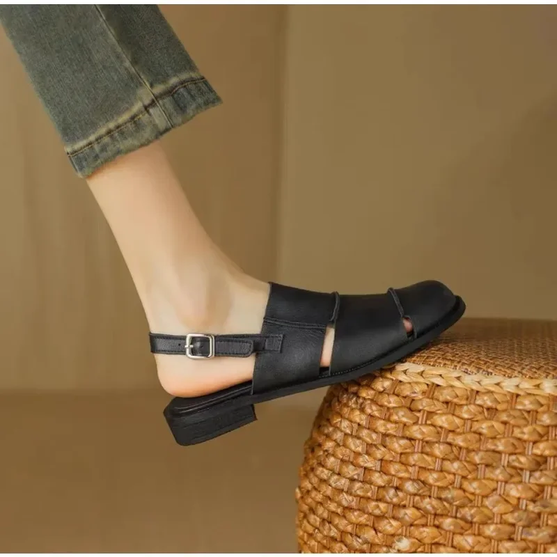 2024 sandali greche in morbida pelle donna Retro Round Closed Toe Slingback Shoes Summer Cut-Out Buckle Strap Flat Zapatos