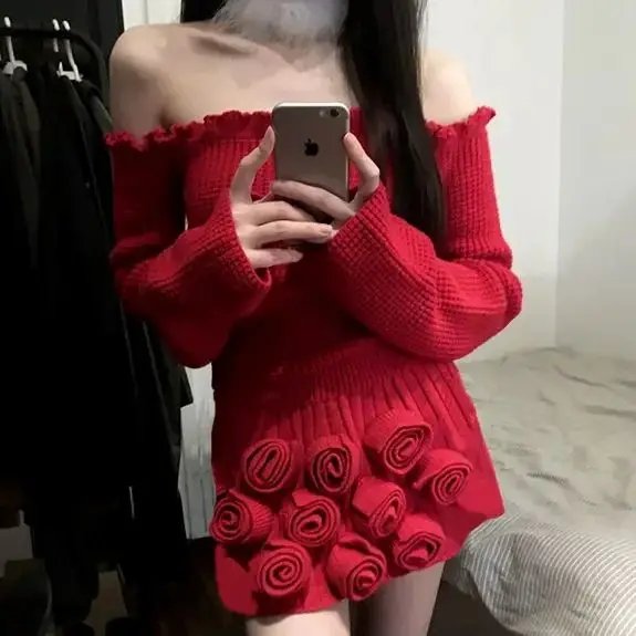 

Two-Piece Christmas Red Off Shoulder Knit Slim Sweater Skirt High Street Sets Slash Neck Knitted Cropped Tops Flowers Mini Skirt