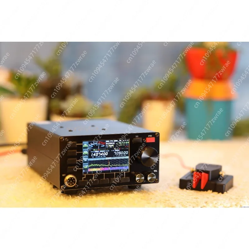 Подержанный коротковолновый трансивер KN990