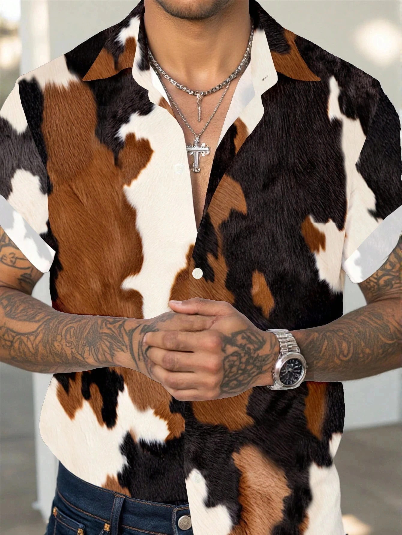 

Новая повседневная мужская рубашка на пуговицах, модная рубашка контрастного цвета с коротким рукавом, модные повседневные мужские однобортные рубашки с лацканами, топ