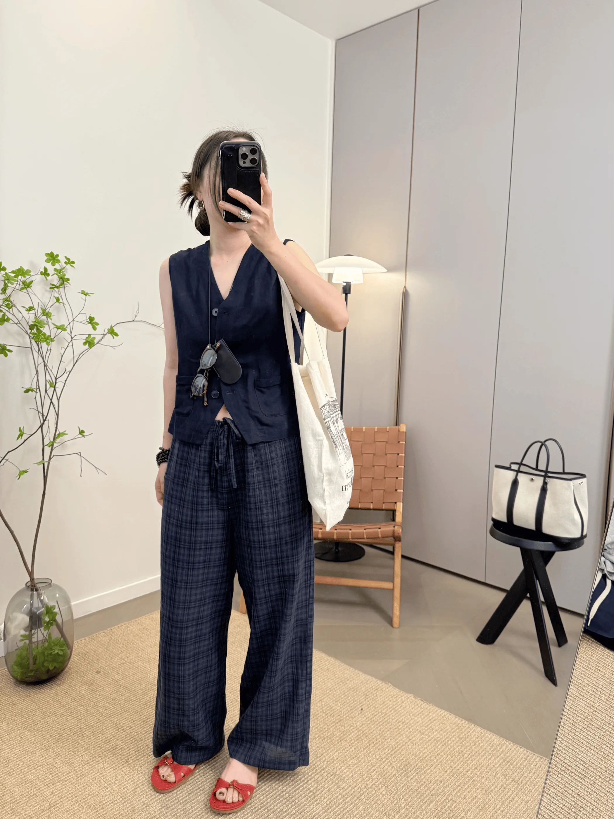 

MKDesign Summer New Arrival Lite Thin Linen Vest Slimming Ele Sle Women's Jaet V-ne Single Button Closure