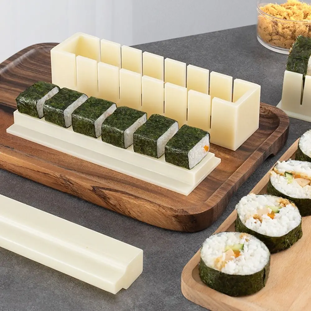 Kit de equipo para hacer Sushi, molde de plástico para rollos de Sushi Kimbap, cuadrado redondo, herramientas para hacer Sushi en forma de corazón, molde para rollo de pastel, 3 piezas