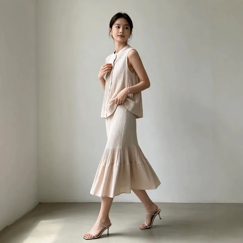 Miyake Pleated Skirt Set 2026 Autumn New Sleeveless Set Women's Stand Collar Vest High Waist Fishtail Skirt Commuter 2-Piece Set