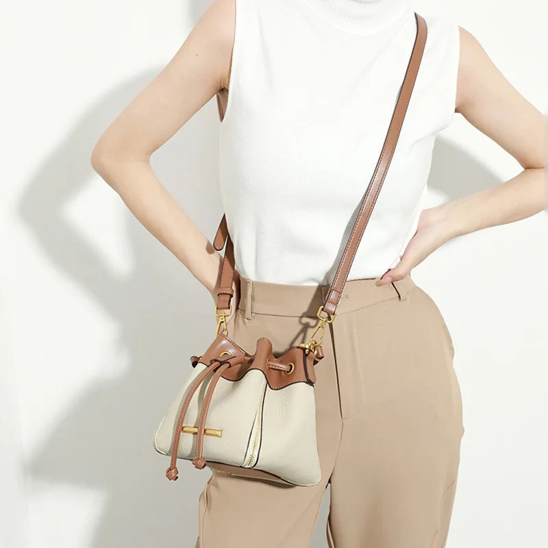 2023 Designer New Fashion Female Shoulder Cross Body Bags Cowhide Short Handle bag Genuine Leather Women Small Bucket Bags