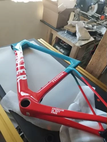 FASTERWAY Freedom Sky Bike Carbon Frame - Disc Cycling Bike Frame + Handlebar in Blue Or Red Multiple Sizes 49-58cm Made in Chin
