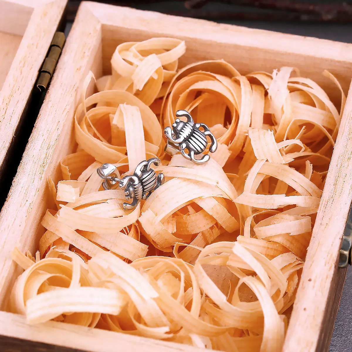 Punk Spider Animal Stud Earrings Men Women Stainless Steel Fashion Daily Earrings Vintage Hip Hop Gift Party Jewelry view 3