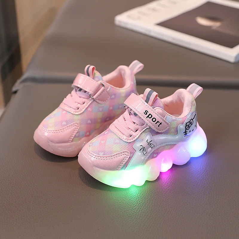 Girls Cartoon LED Light Sports Shoes Hello Kitty Children\'s Anti Slip Soft Sole Cute Princess Casual Shoes Luminous Shoes