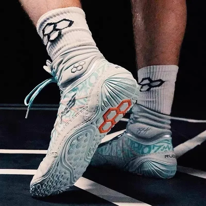 2026 Professional Boxing Shoes Unisex Breathable Wrestling Shoes For Men Women Luxury Brand Fighting Shoe Couples Gym Training S