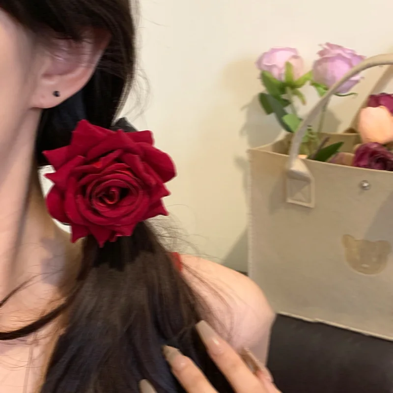

Retro red rose hair band women's high-end head flower simple and versatile atmosphere hair accessories