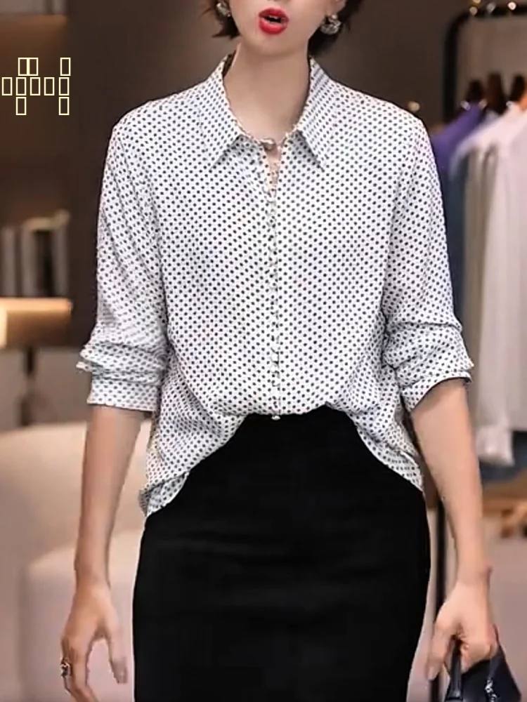 

Korean Sle Polka Dot Turn-down Collar irt plus Size Versatile Slimming Faionable Top for Autumn Season Ladies Wear