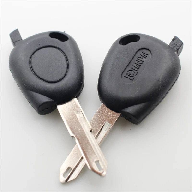 XIEAILI OEM 10Pcs Car Key Shell Remote Fob Replacement Case Uncut Blade For Peugeot 206 207 view 4