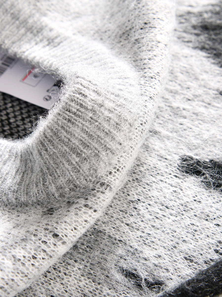 Casual Graffiti Cashmere round Neck Sweater for Men Straight Cut Style Winter Season Long Sleeve Knitted Shirt Youth Fashion