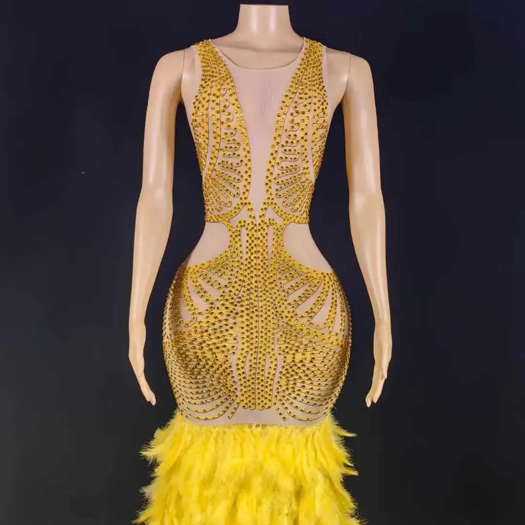 

Women Sleeveless Gold Rhinestone Feather Luxury Queen Dress For Birthday Party Prom Photo Shoot Props Stage Wear 2025 New Year