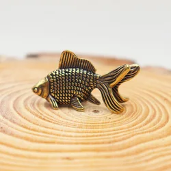 Goldfish Figurines Retro Brass Lucky Animal Statue Ornament Home Decor Desk Decoration Tea Pet Cute Gifts