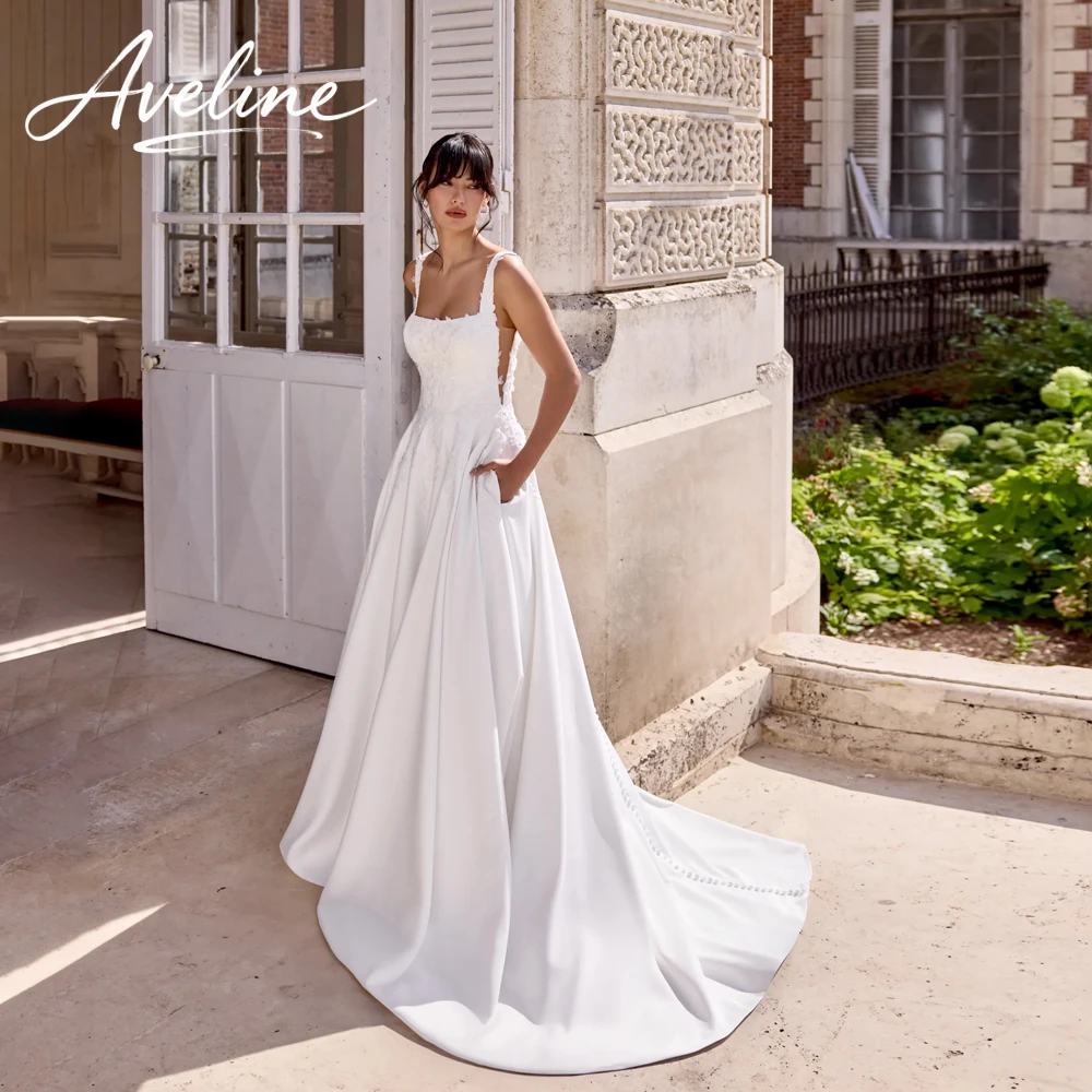 Modern Lace Appliques Square Collar A-Line Wedding Dress 2026 Spaghetti Straps Buttons Sweep Train Vestidos De Novia Customized