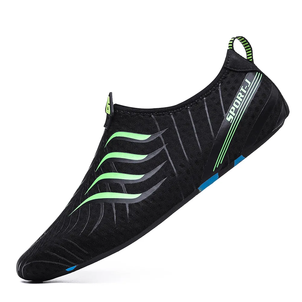 Nuove scarpe da nuoto pelle a piedi nudi scarpe da acqua scarpe da sci nautico estive calze da spiaggia scarpe scarpe da immersione guida scarpe da Fitness