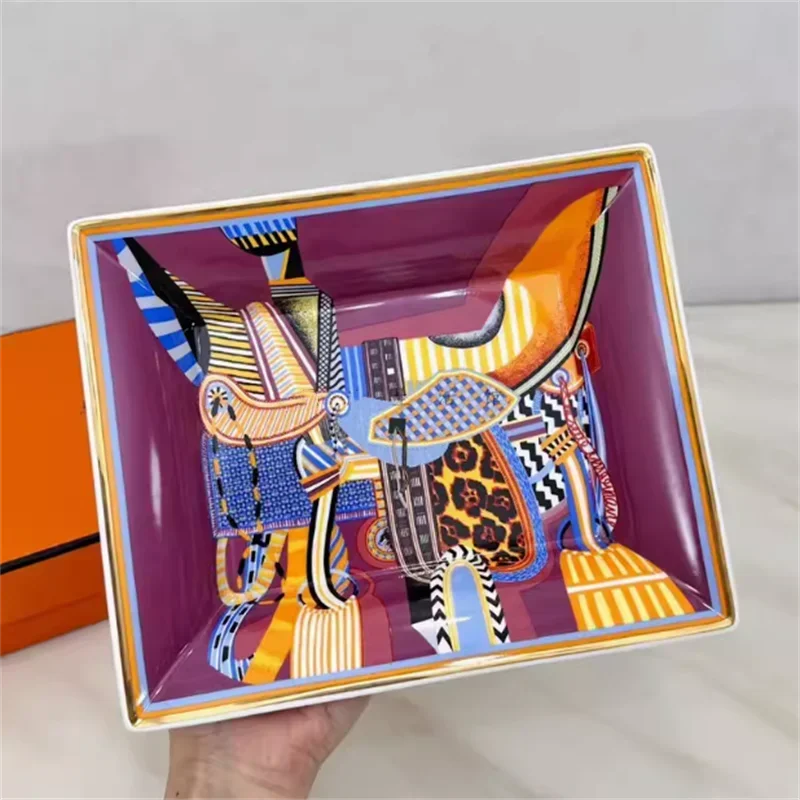 Bone China Decorate Stylish Living Room Storage Tray Non-slip leather With Gift Box bone china ashtray storage tray