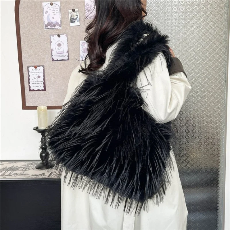 

Высококачественная женская сумка через плечо с парижским дизайнерским стилем и гладкой молнией, подходящая для легкой повседневной носки ​