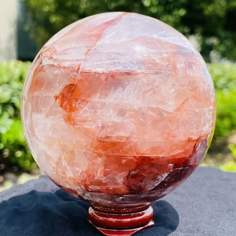 

Beautiful Natural Red Gum Flower Crystal Ball Quartz Crystal Energy Ball