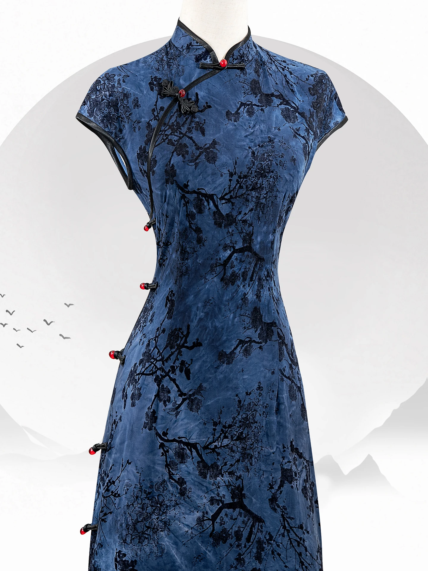 

Повседневное платье-ципао для молодых женщин в винтажном стиле с бархатной отделкой, высоким разрезом и коротким рукавом, длинное платье-ципао