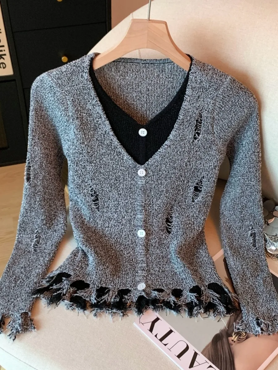 

Women's Long Sve V-Ne Knitwear Tassel Design Sensation Early Autumn Color Blo Hole Design Self-Kee Sle Top