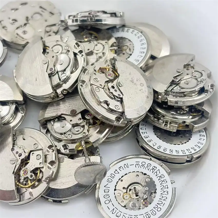 ST6 Non-Functional Practice Watch Movement for DIY Watchmaking Disassembly Learning Old Watch Broken Movement Accessory