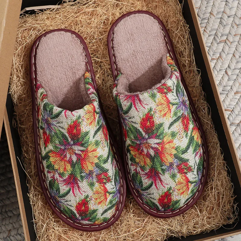 

2026 Women's Slippers Home Winter Fluffy Luxury Designer Woman Shoes Casual Fuzzy Fur Slides Fashion Soft Footwear Plush Warm