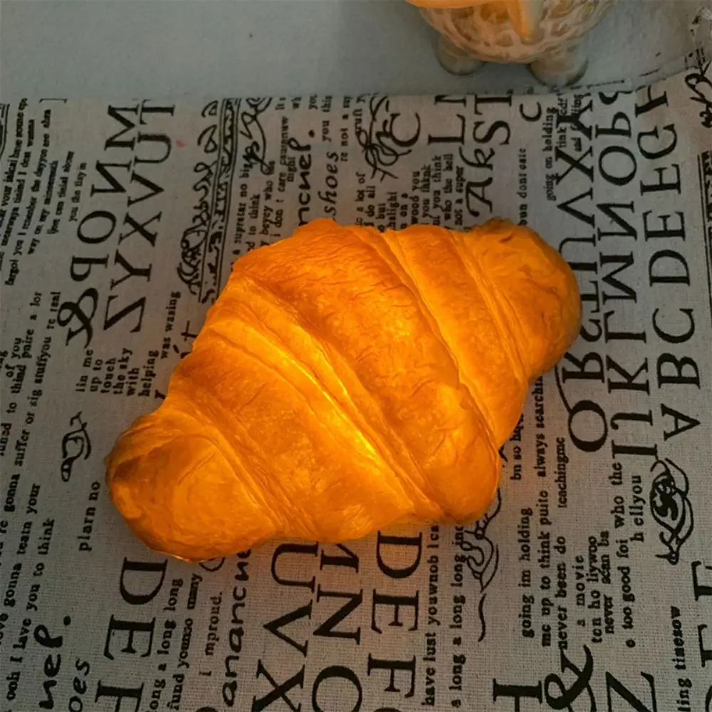 Creative Bread Shaped Lamp Battery Operated Cute Simulation Croissant Light Funny 5W Cross Bread Night Light Baking Room