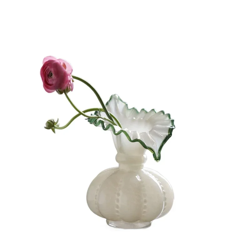 

Light luxury high-end green pumpkin glass vase ornament French retro living room desktop