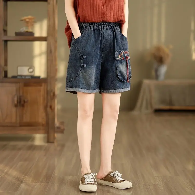 Retro Ethnic Style New Chinese Button Up Embroidered Denim Shorts for Women Summer Thin Style Loose Wide Legged Five Minute