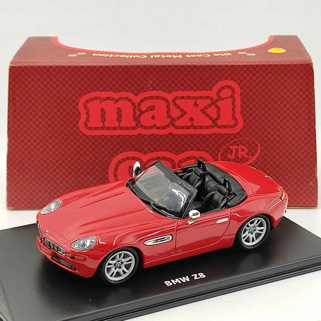 

Дефектный литой автомобиль MAXI, масштаб 1:43, BMW Z8, красный кабриолет, модель автомобиля из сплава, Коллекционная игрушка, подарок, сувенир, украшение для дисплея