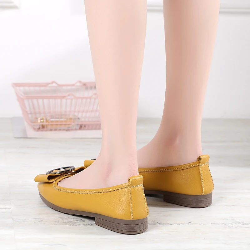 2022 Spring and Autumn New Pointed Toe Shallow Mouth Square Heel Small Leather Shoes Women's Casual Elegant Fashion High Heels