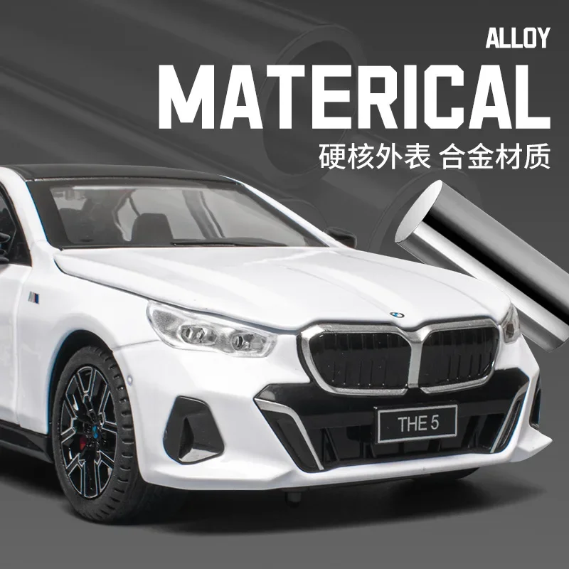 1:24 530Li 5つの豪華な合金製カーモデル、サウンドとライト、プルバック式、子供のおもちゃ、コレクターズアイテム、誕生日プレゼント