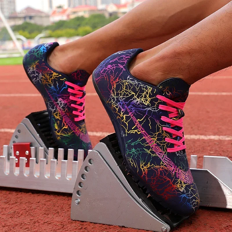 Mannen Atletiekschoenen Vrouwen Spikes Sneakers Atleet Hardlooptraining Lichtgewicht Race Match Spike Sportschoenen Maat 35-45