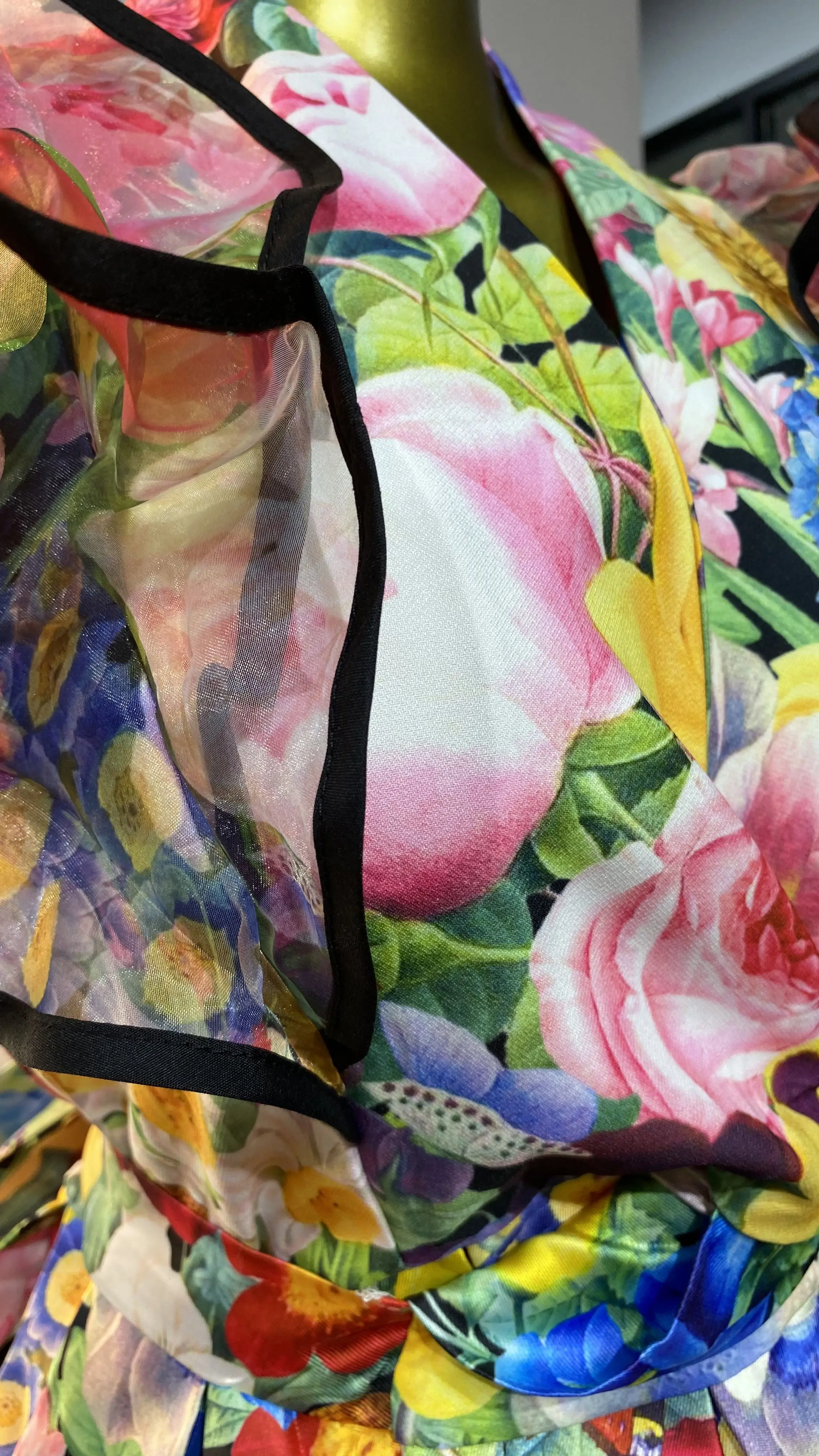 Elegant Casual Dress Plus Size V-Neck Tie Waist Mesh Flange Large Swing Printed Maxi Dress-GZMM121