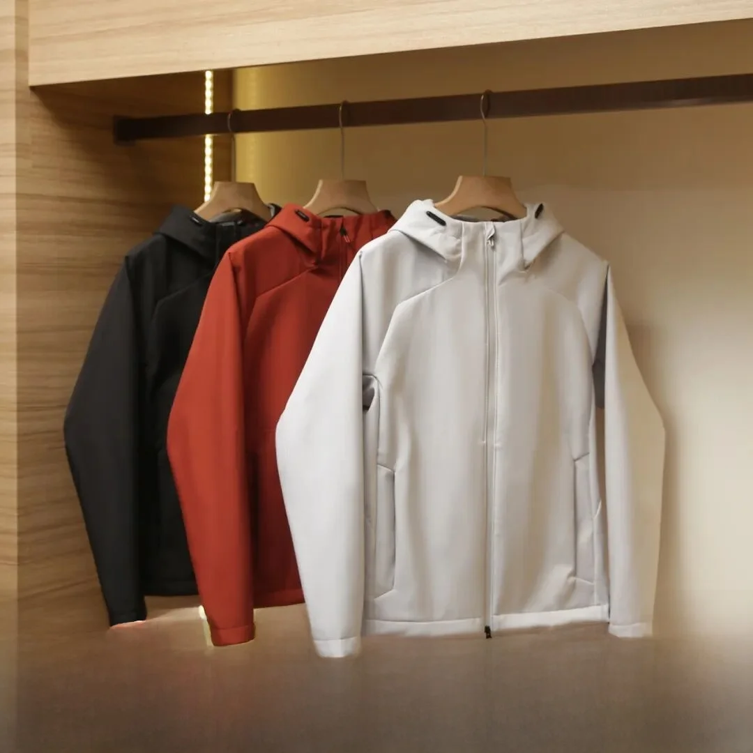 

Ограниченная серия Angora Red Мужское пальто Fce на подкладке с 3D индивидуальным капюшоном из мягкого ell Jaet Qui Warmth для улицы, водонепроницаемое пальто