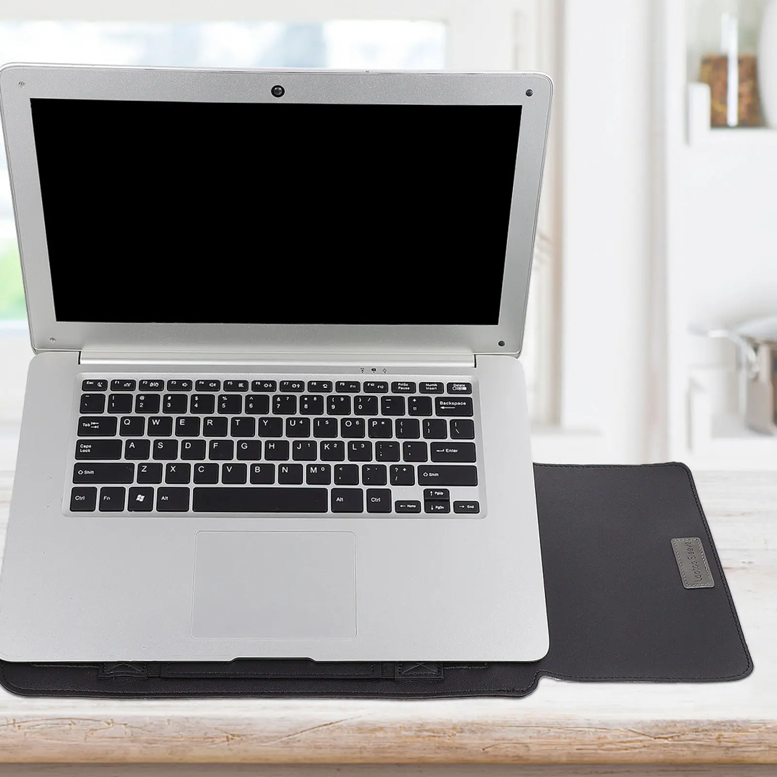 

1 комплект: чехол-подставка для ноутбука, портативная легкая сумка-вкладыш со складной подставкой для отвода тепла, для 1 ноутбука, 1 кабеля для передачи данных, 1 мыши