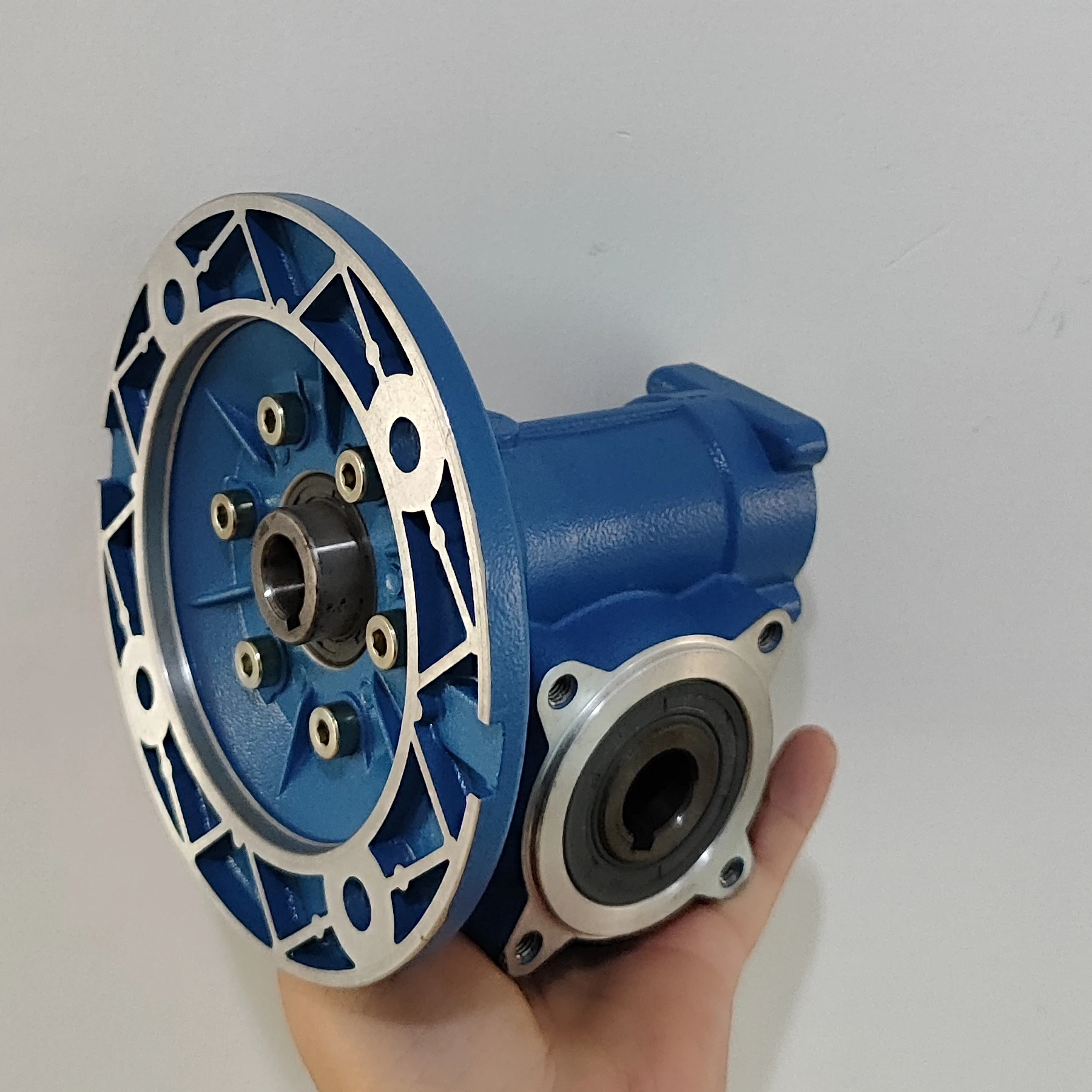 Worm Gearbox  CYVF40 Input 9/11/14mm Output 18mm Ratio 5:1/100:1 Tin Bronze Worm Gear +Synthetic oil+Free maintenance