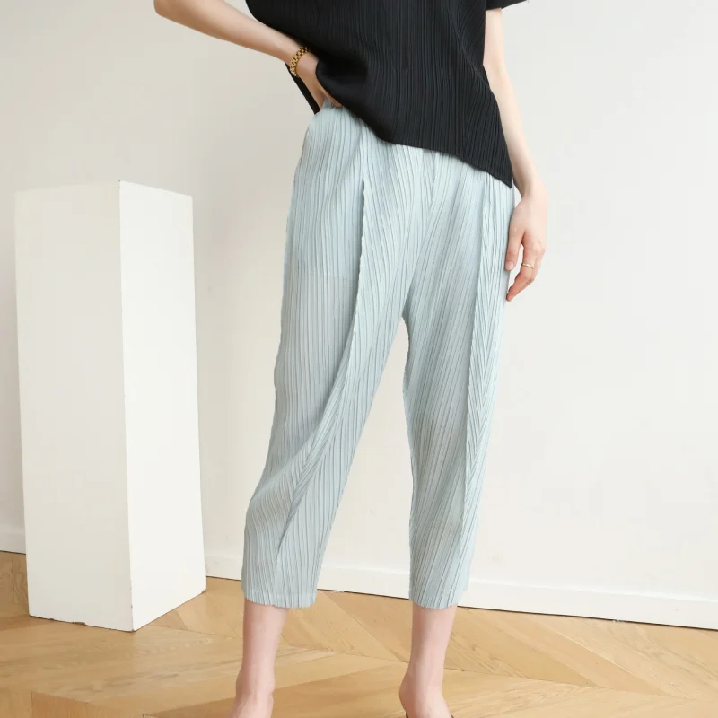 

Boutique MIYAKE Style New high-end pleated and versatile casual cropped tapered leggings for autumn spring and summer [8072]