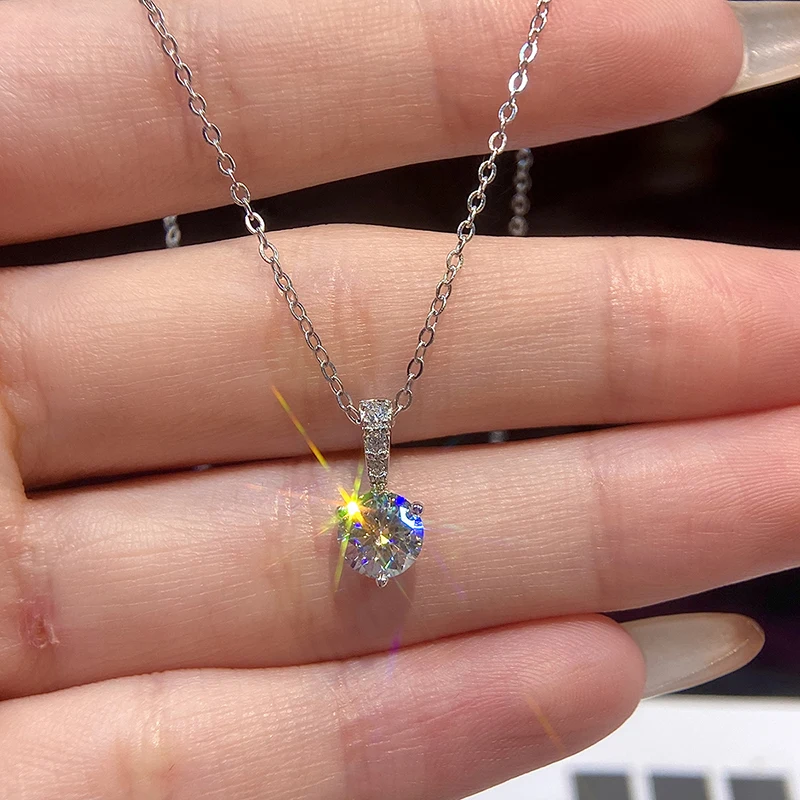 

KNB 1 Carat Round Moissanite Diamond Gemstone Pendant Necklace for Women Real 925 Sterling Silver Engagement Fine Jewelry Gifts