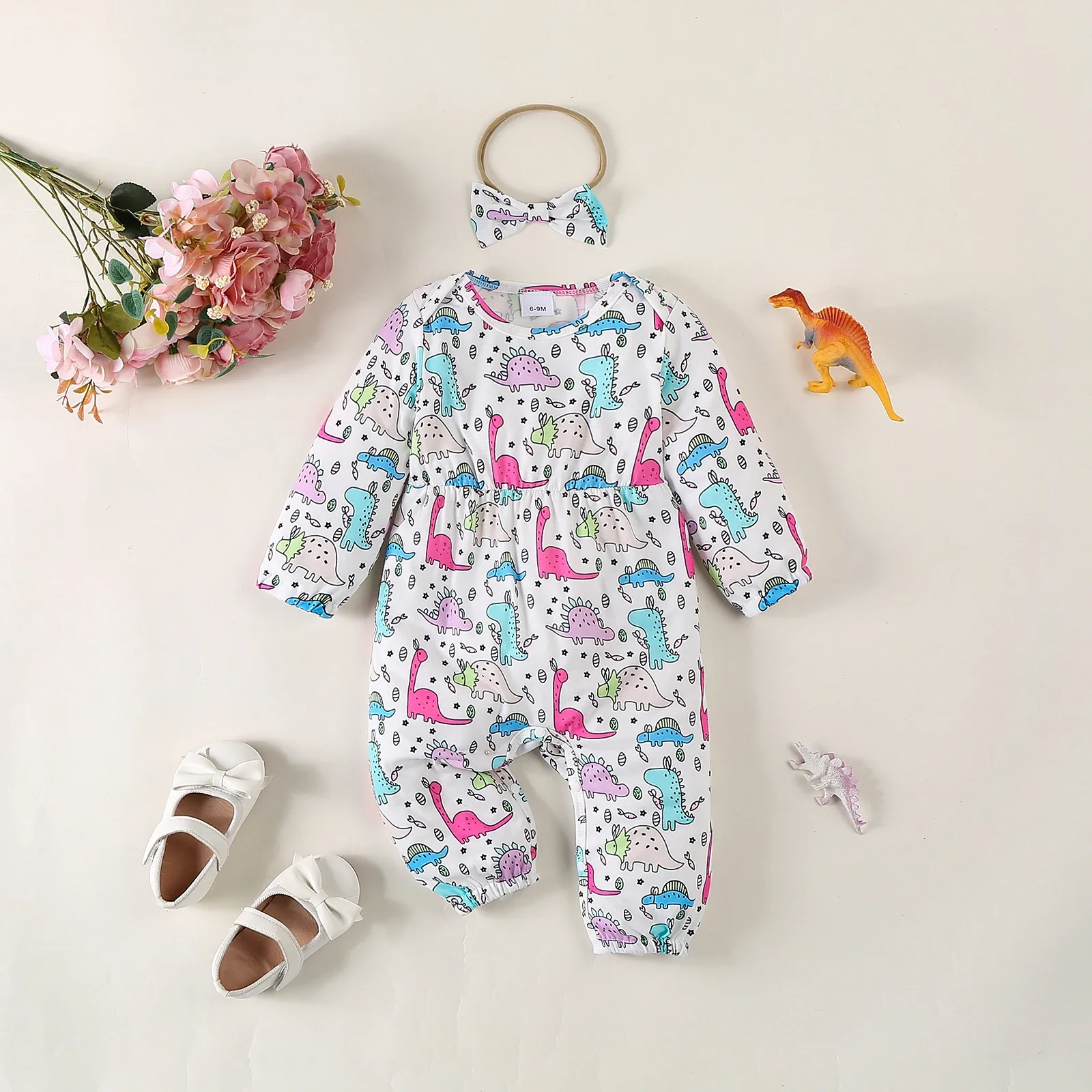 Cute Baby‑Girl Long‑Sleeve Footed Onesie with Full‑Cartoon Animal Print, Crew‑Neck, Side‑Pockets, Comes with Bow Hair Accessory,