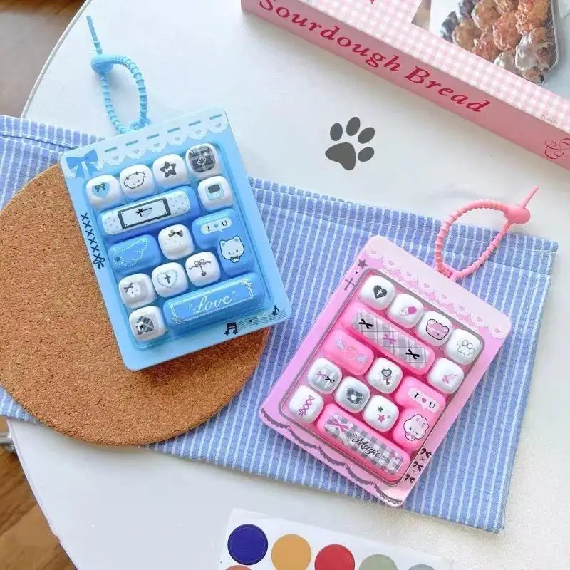 Sweetheart Stress Relief 14 Grid Vertical Keyboard Keycap Keychain Student Fun Press Toy Backpacks Cars Teens Pendant Fun Gifts