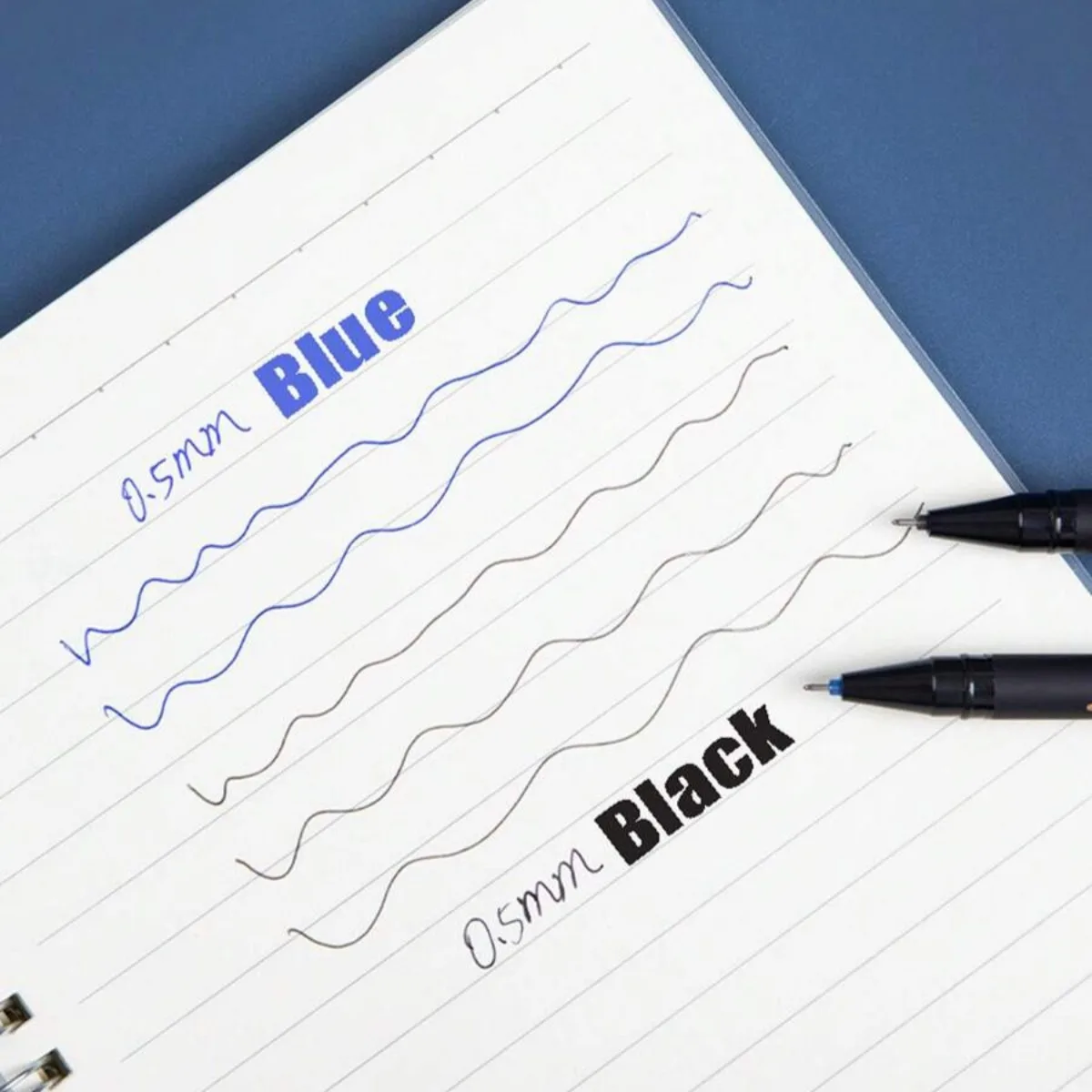 Penne neutre cancellabili da 12 pezzi, disegni zodiacali, inchiostro blu, punta da 0,5 mm, ideali per l'apprendimento scolastico in ufficio